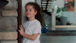 Güller ve Günahlar'ın Kader'i (Yade Arayıcı) Kimdir?