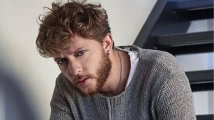 Mehmet Aykaç'ın Uzak Şehir'deki Rolü Ne?