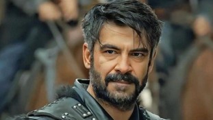 Rüzgâr Aksoy Mehmed Fetihler Sultanı Dizisinin Oyuncu Kadrosuna Katıldı! 