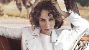 Ünlü Şarkıcı Sertab Erener Hastanelik Oldu!