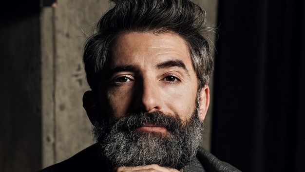 Kızıl Goncalar'ın Naim'i Mert Turak Yeni Sezonda Bahar Dizisinde Olacak! 